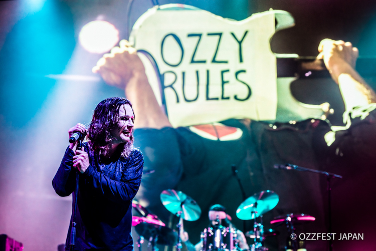 「Ozzy Rules」! オジー&フレンズいよいよ降臨、Ozzfest Japan 2015 DAY2速報レポート - Ozzy Osbourne ＆ Friends